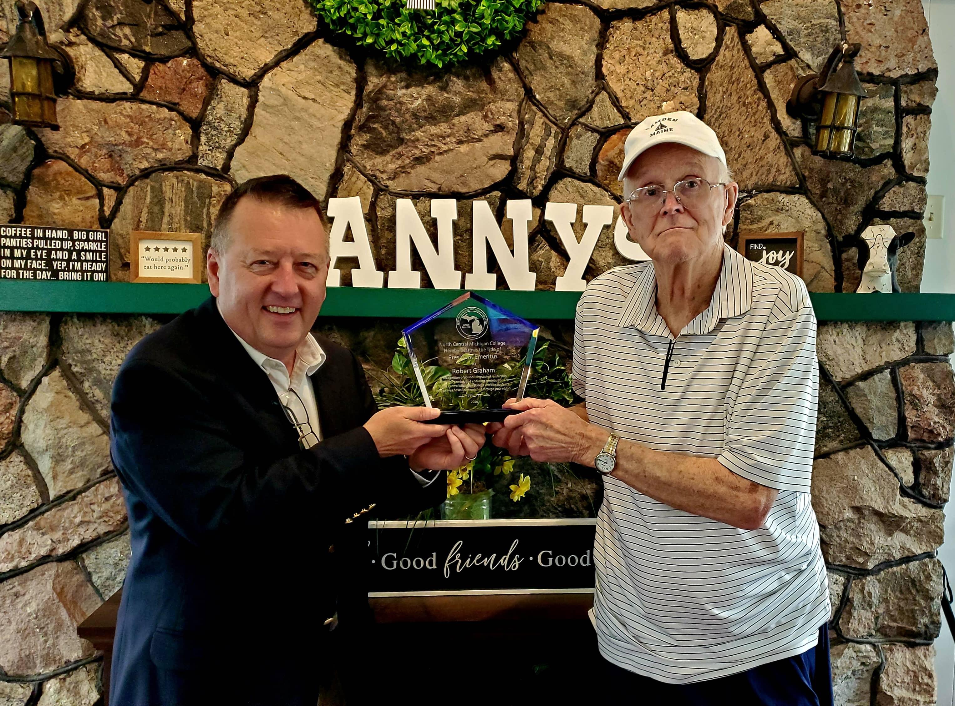 David Roland Finley, Robert Graham